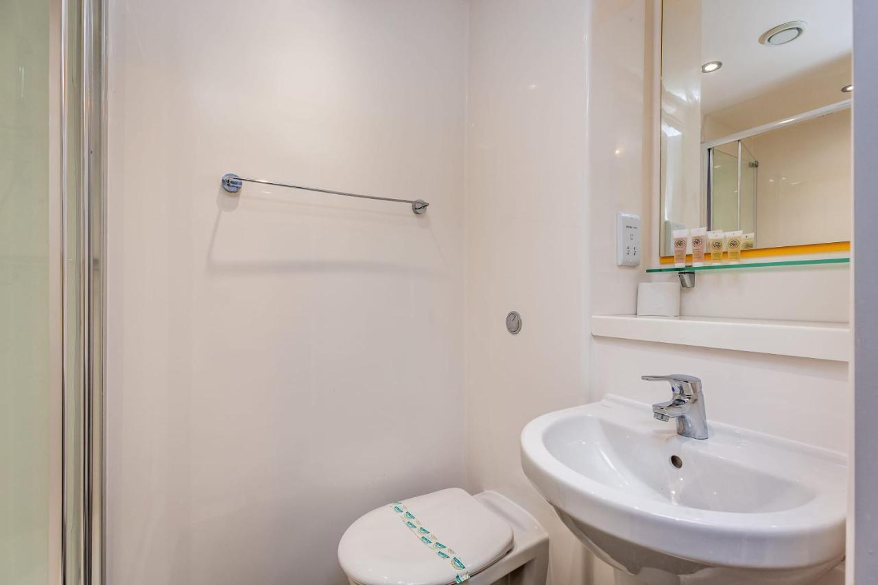 Ensuite Room With Shared Kitchen, Close To Centre Lincoln Extérieur photo